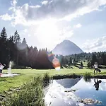 Seefeld Tirol - Luxusappartement Birkenwald 蒂罗尔-泽费尔德
